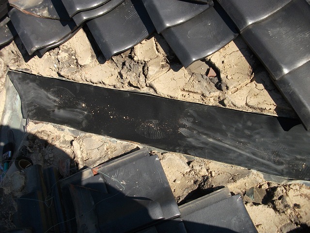 新規導入の谷板金